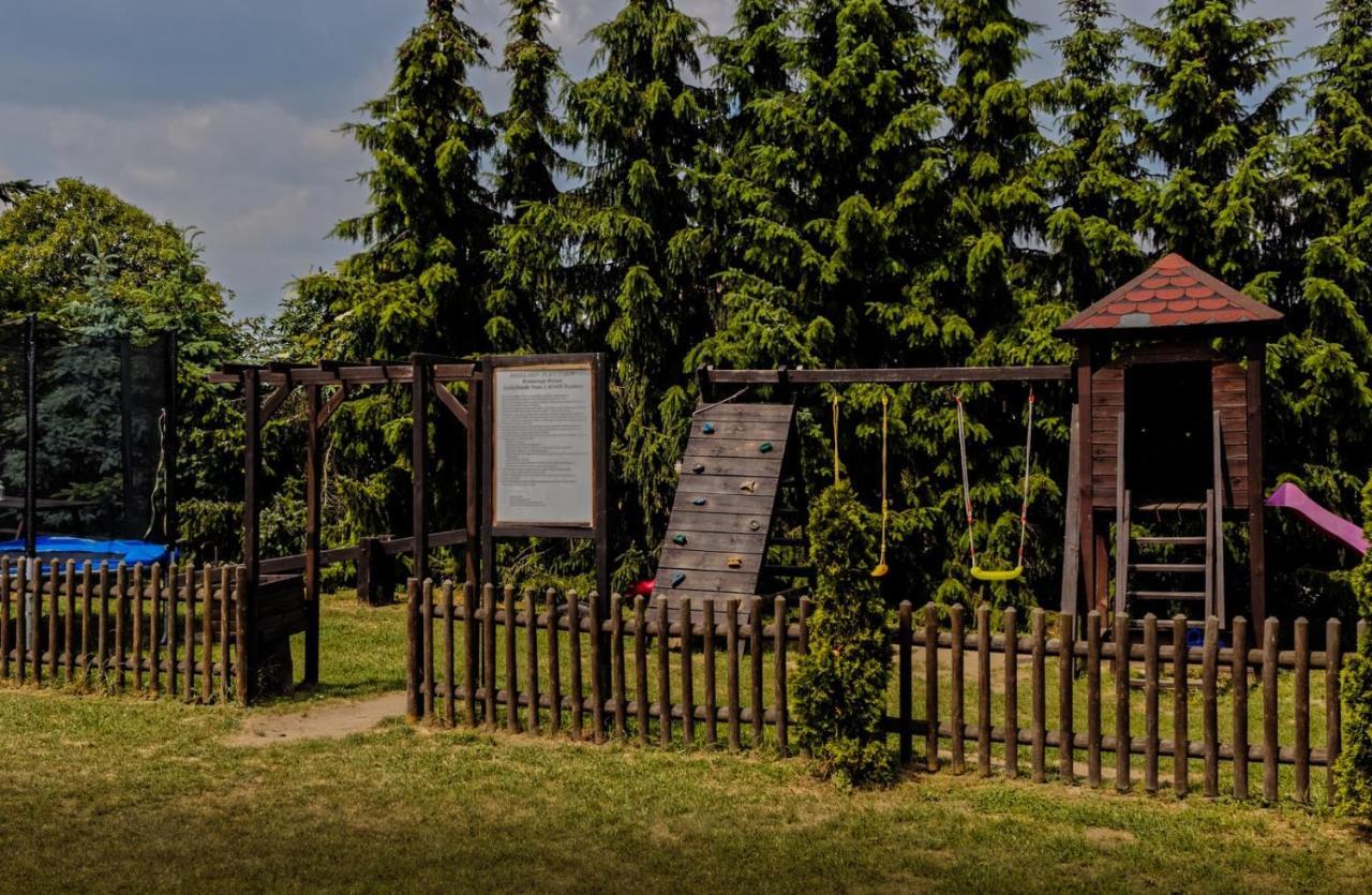 Zajazd Rozany Laski  Buitenkant foto
